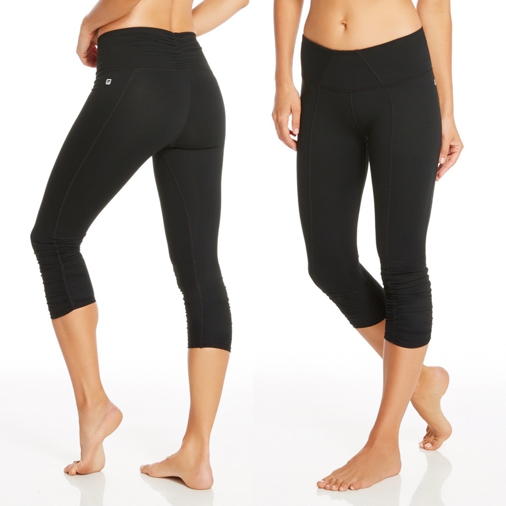 Fabletics Cela Capri Tights - Black